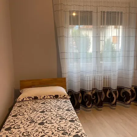 Casa Eni جرافيلونا توتشه